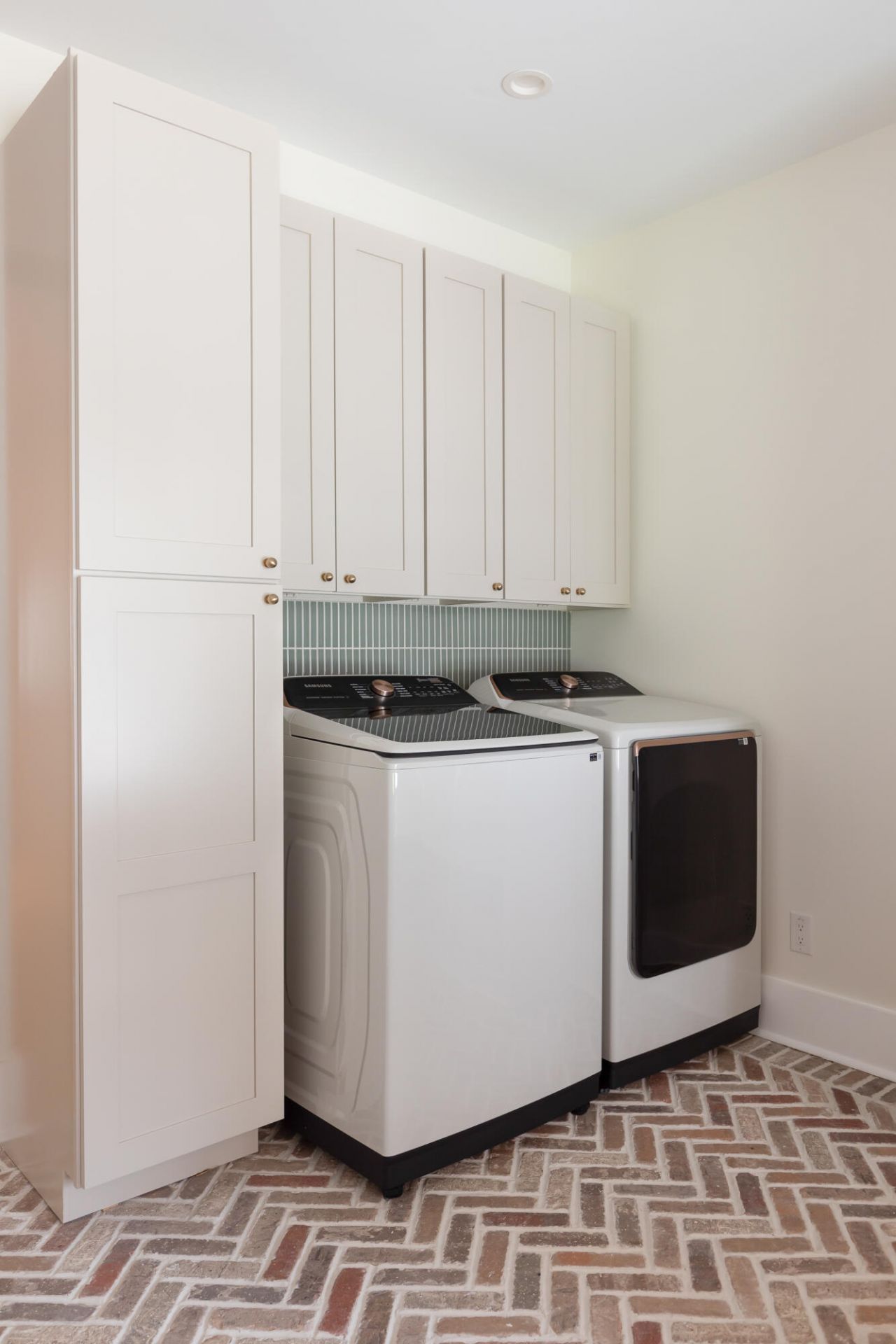 1657 Pierpont Avenue Photo 26