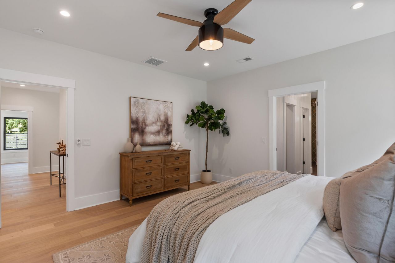 1657 Pierpont Avenue Photo 31