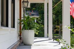 1657 Pierpont Avenue photo 4