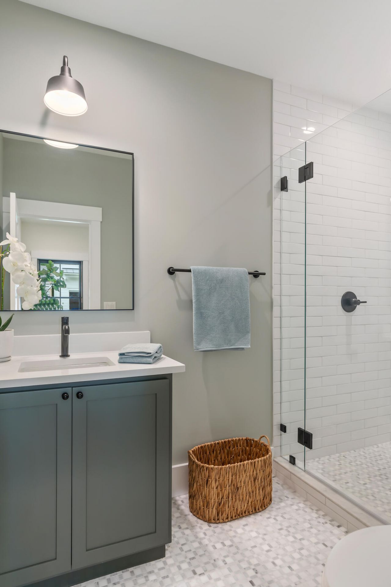 1657 Pierpont Avenue Photo 43