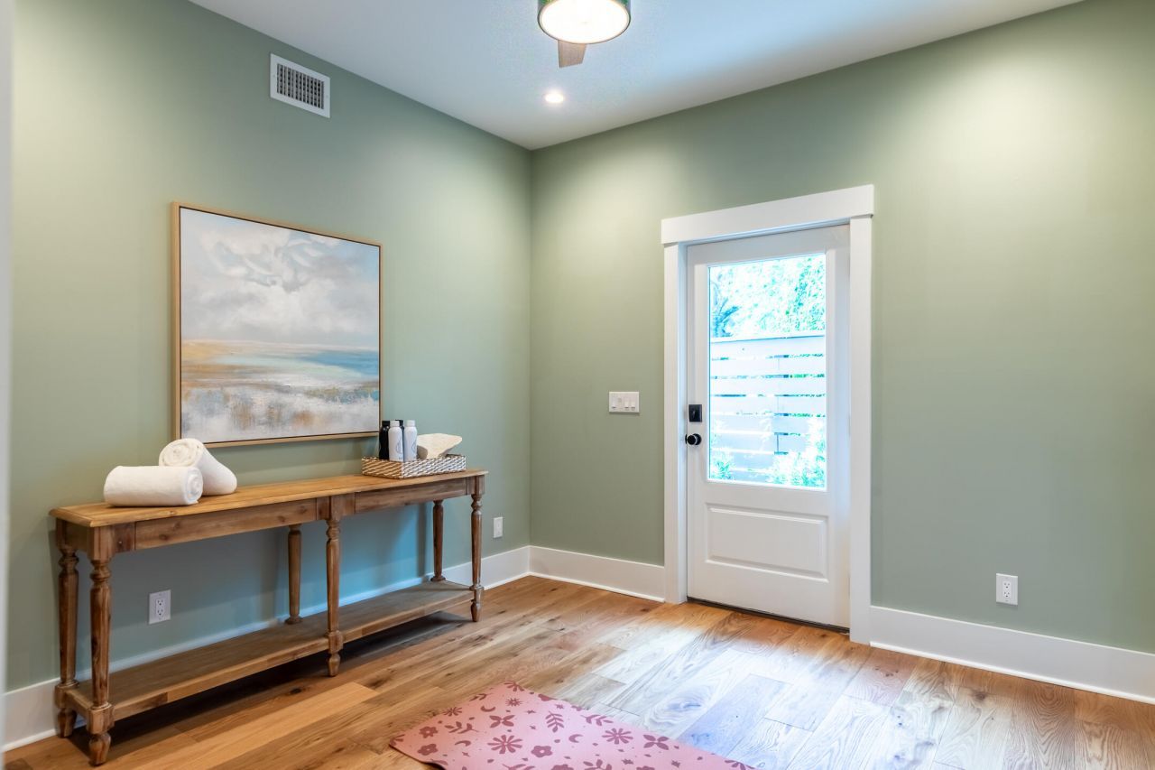 1657 Pierpont Avenue Photo 58