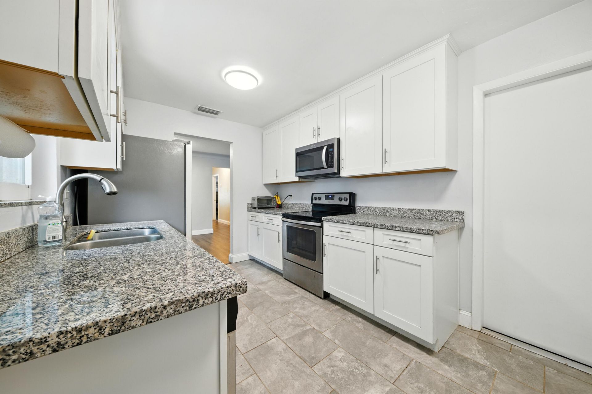 2898 SE 1st Place, Boynton Beach, FL 33435 Photo