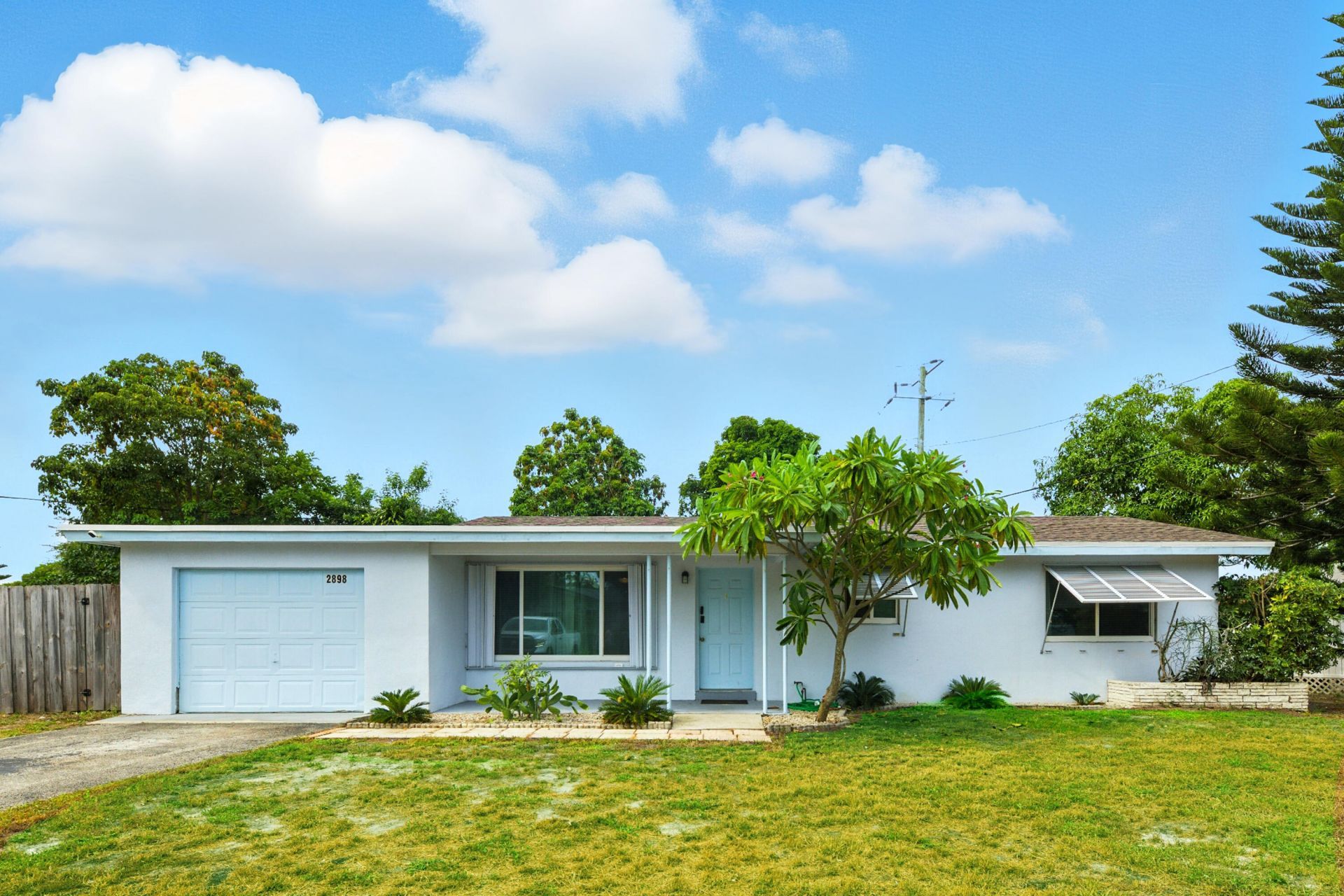 2898 SE 1st Place, Boynton Beach, FL 33435 Photo