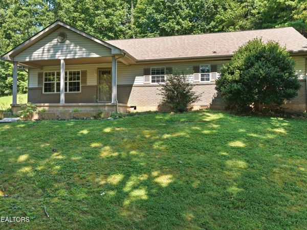 241 Skyline Drive, Oneida, TN 37841