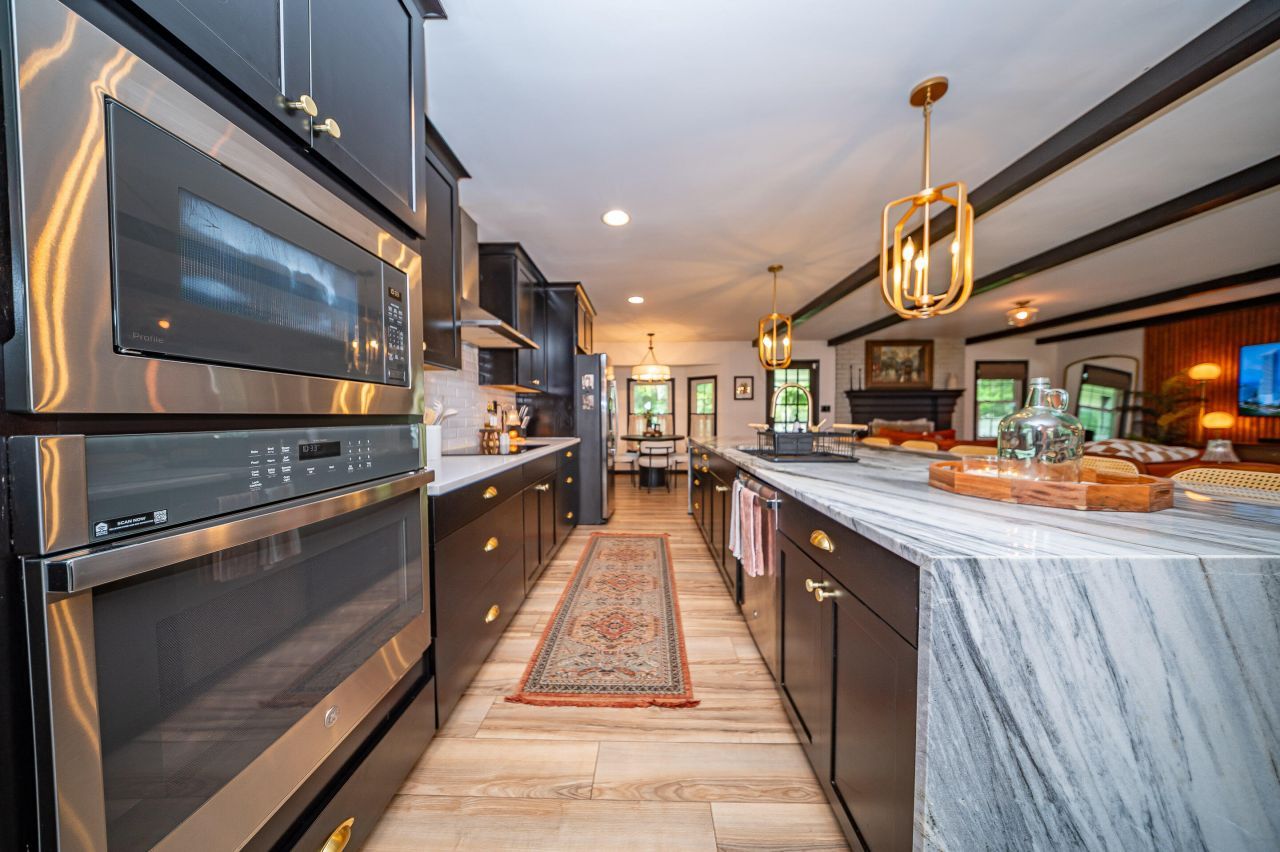 2943 Doncaster Drive Photo 14