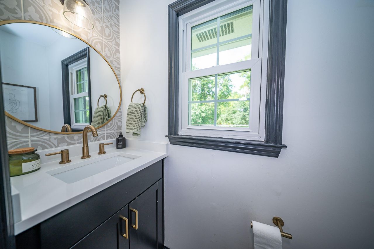 2943 Doncaster Drive Photo 34