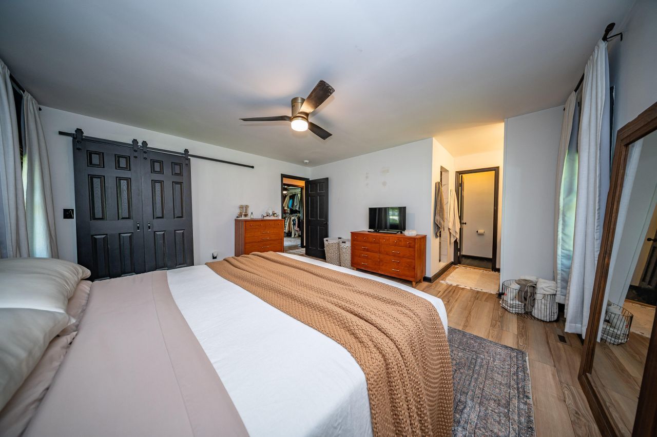 2943 Doncaster Drive Photo 38