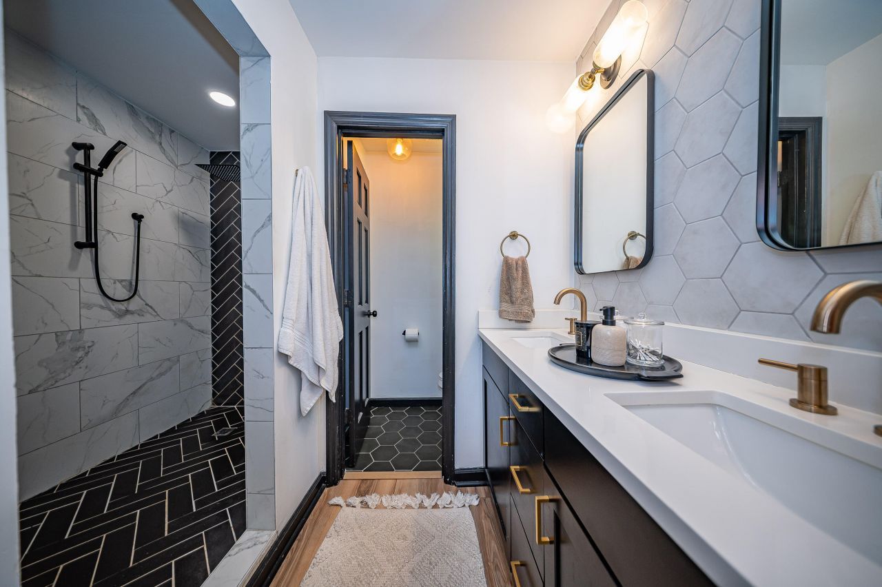 2943 Doncaster Drive Photo 40