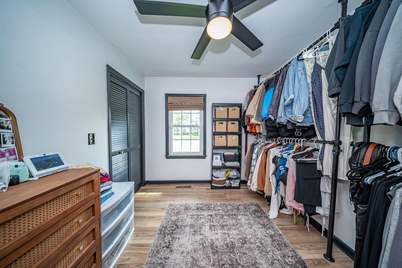 2943 Doncaster Drive Photo 43