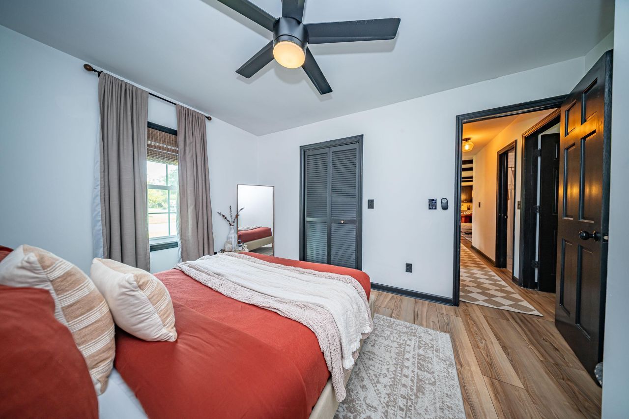 2943 Doncaster Drive Photo 49