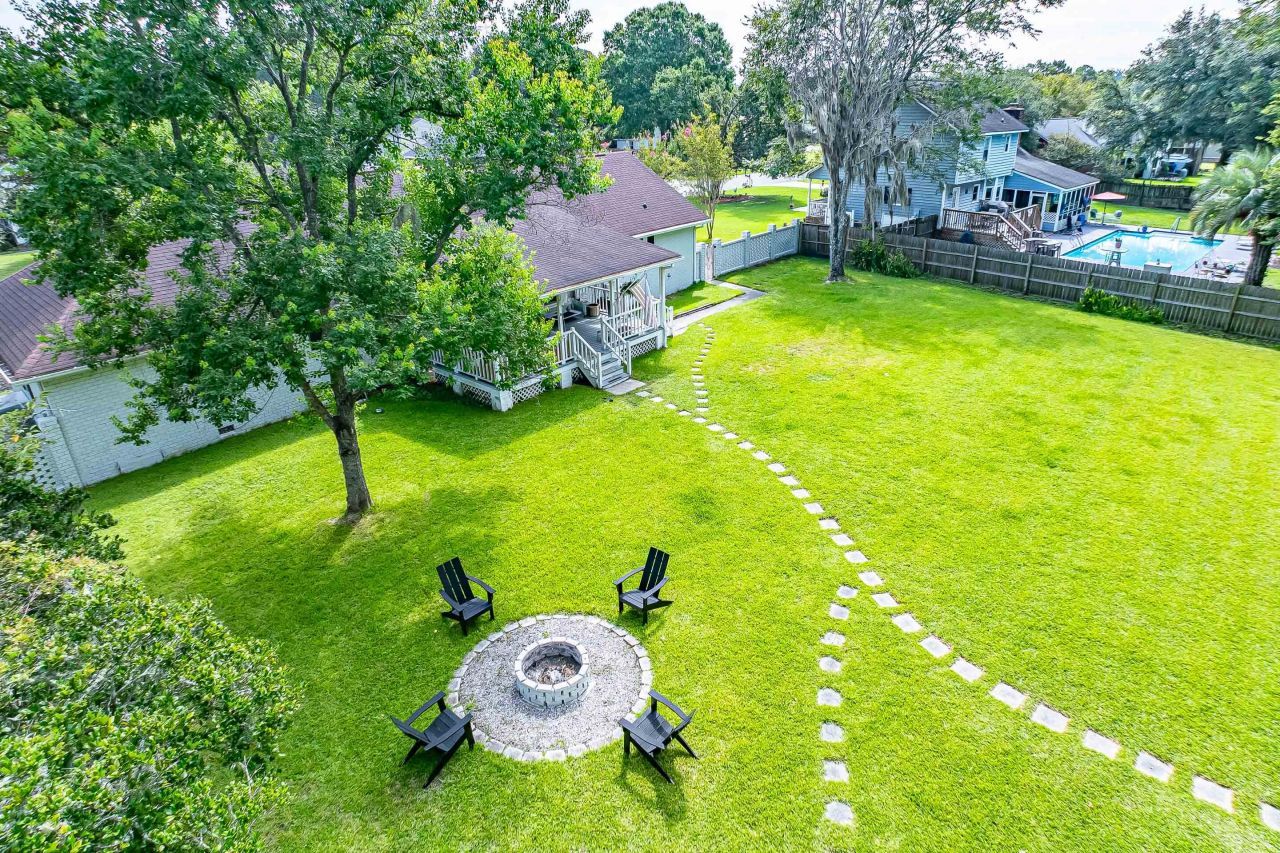 2943 Doncaster Drive Photo 7