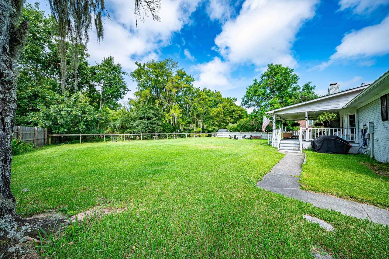 2943 Doncaster Drive Photo 79