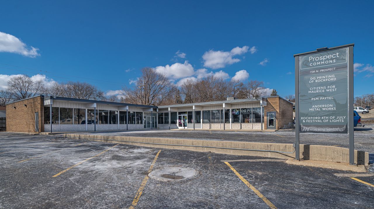 728 N Prospect St, Rockford, IL 61107 Main Photo