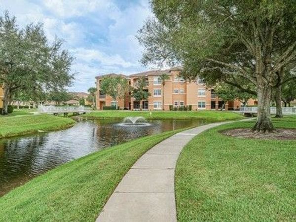 5060 Fairways Circle, Unit F212, Vero Beach, FL 32967
