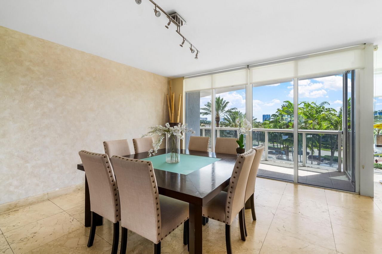18911 Collins Avenue, Unit 506, Sunny Isles Beach, FL 33160 Photo