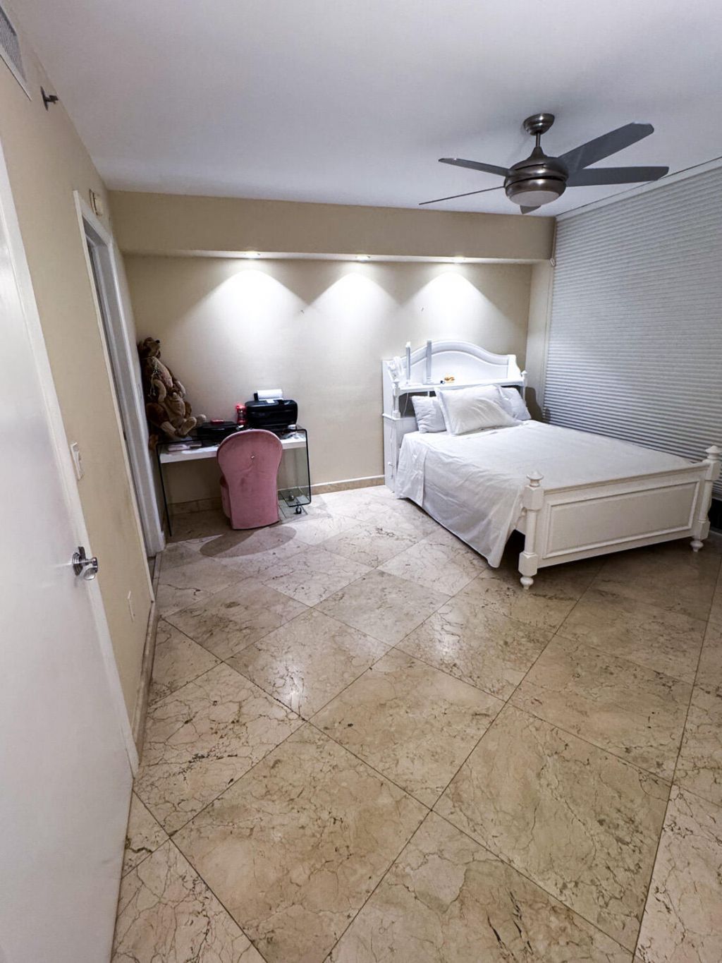 18911 Collins Avenue, Unit 506, Sunny Isles Beach, FL 33160 Photo