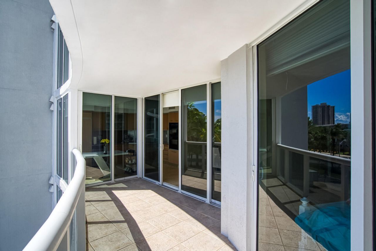 18911 Collins Avenue, Unit 506, Sunny Isles Beach, FL 33160 Photo