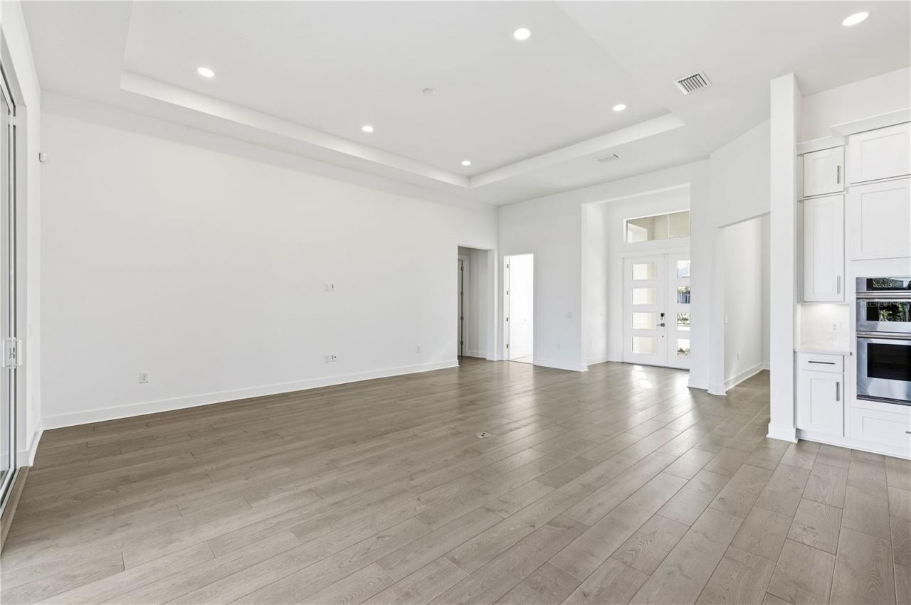 8061 Nevis Run, Bradenton, FL 34202 Photo