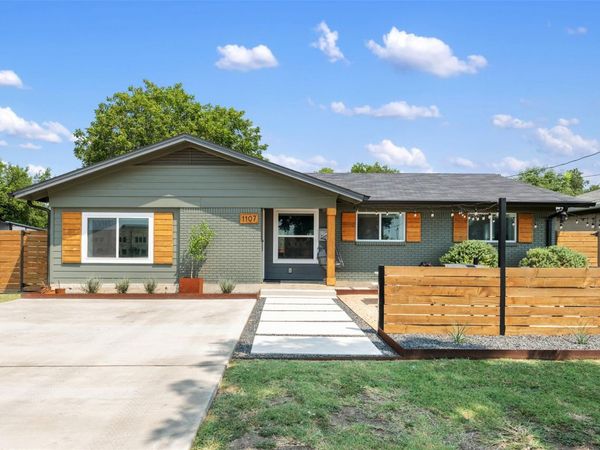 1107 E 17th ST, Georgetown, TX 78626