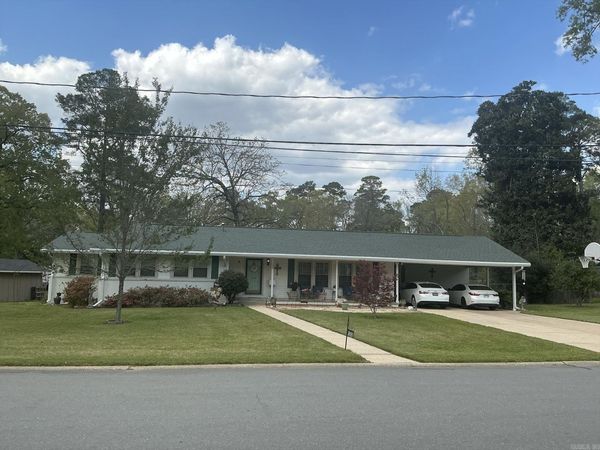 1008 Walnut, Crossett, AR 71635