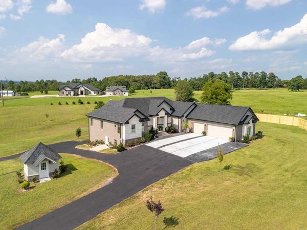 4903 Sunshine Road, Pearcy, AR 71964