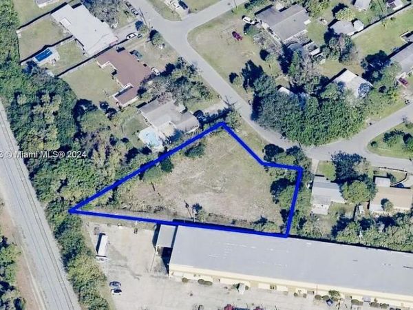 2350 Shenandoah Road NE, Palm Bay, FL 32905