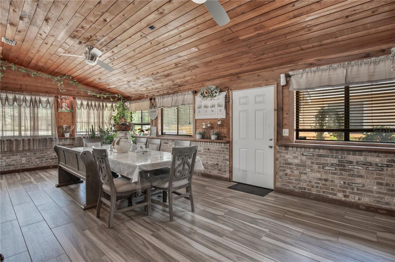 403 W French Avenue, Orange City, FL 32763 Photo