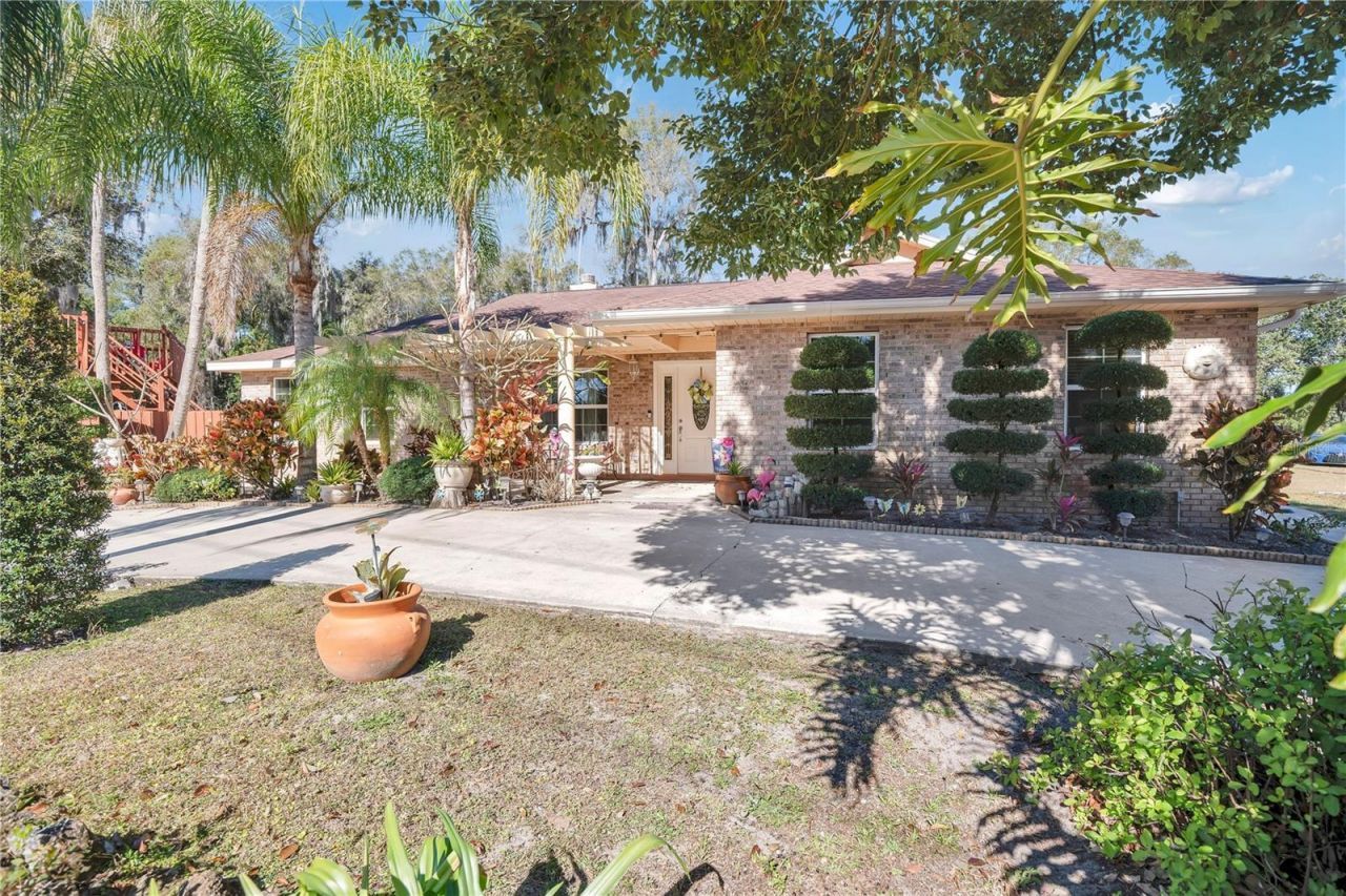 403 W French Avenue, Orange City, FL 32763 Photo