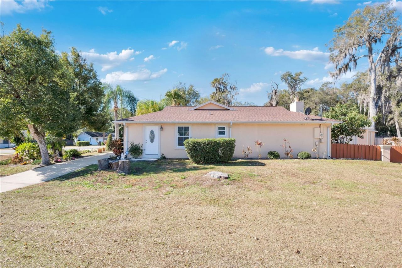 403 W French Avenue, Orange City, FL 32763 Photo