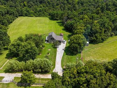 452 Heaven Lane, Sharpsburg, KY 40374
