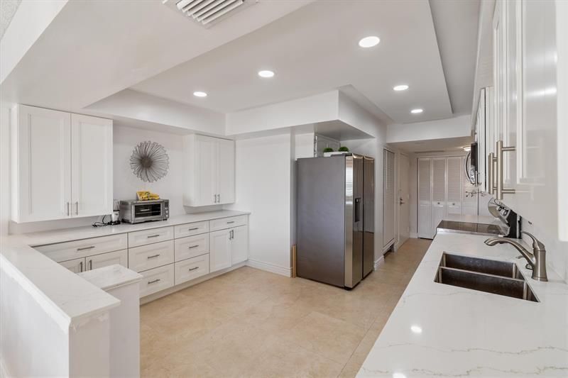 5100 N Ocean Boulevard, Unit 317, Lauderdale by the Sea, FL 33308 Photo