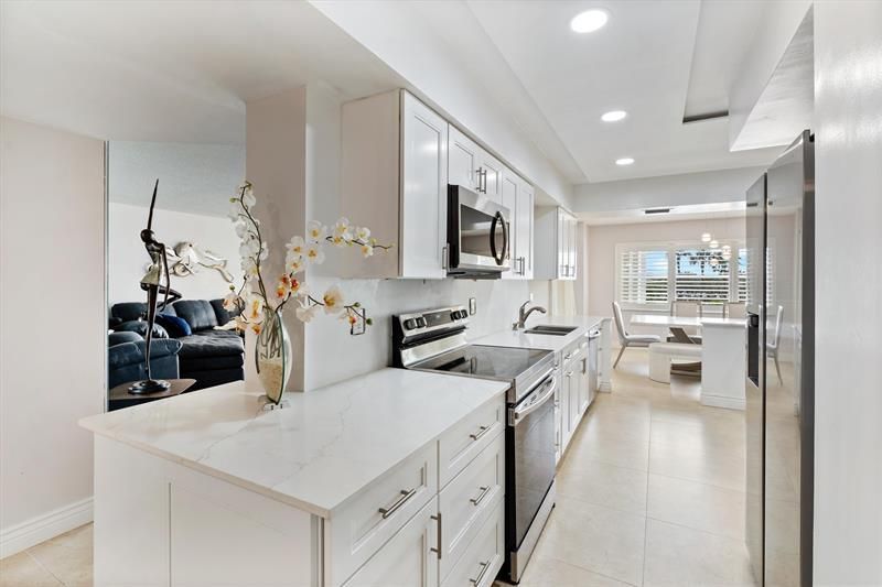 5100 N Ocean Boulevard, Unit 317, Lauderdale by the Sea, FL 33308 Photo