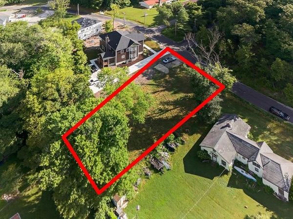 1217 Kiefer Creek Road, Ballwin, MO 63021