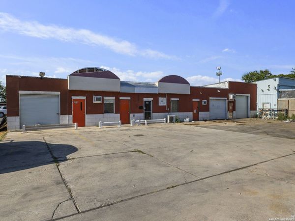 1818 zarzamora, San Antonio, TX 78207