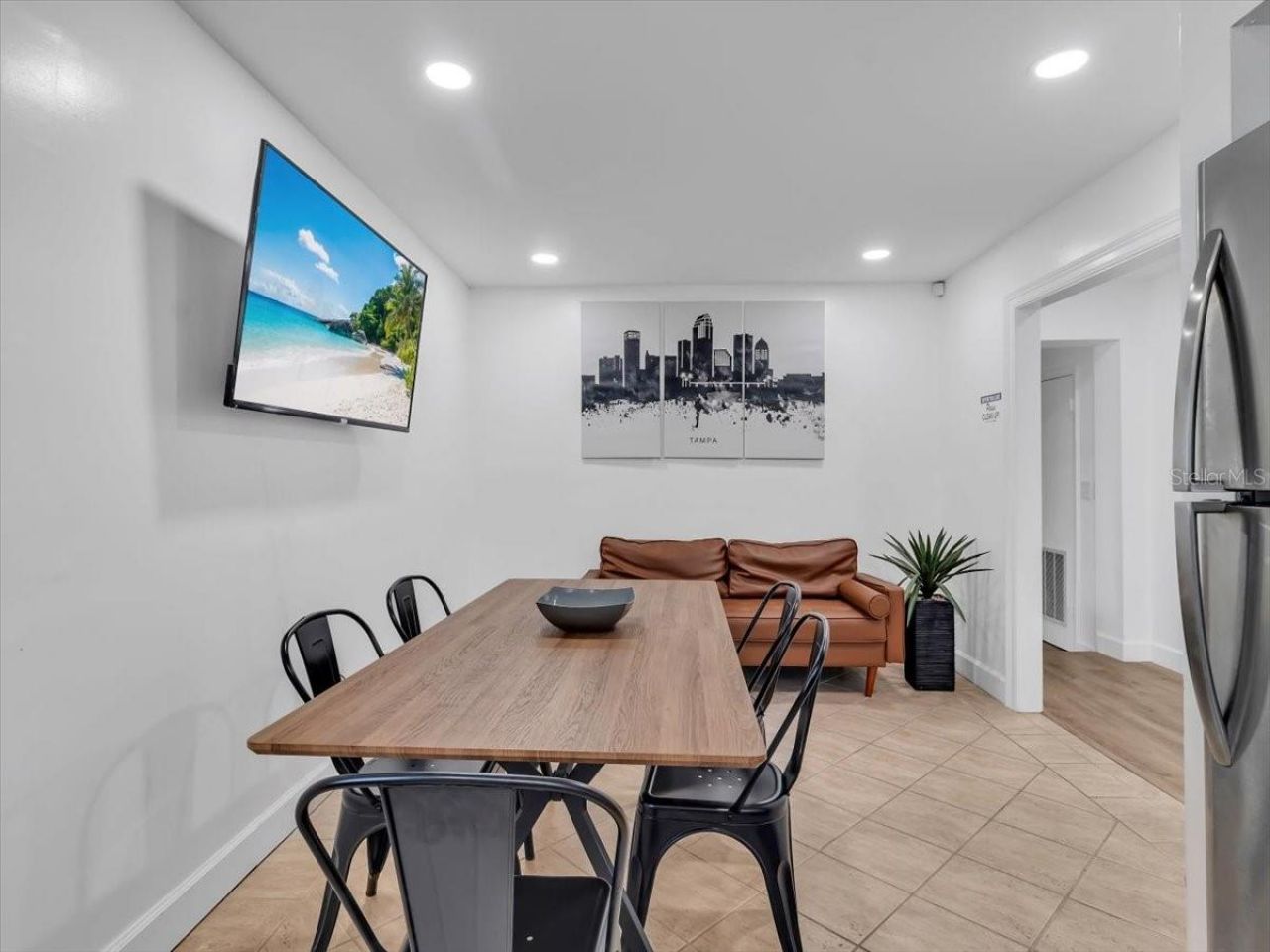 3811 W Sligh Avenue, Tampa, FL 33614 Photo