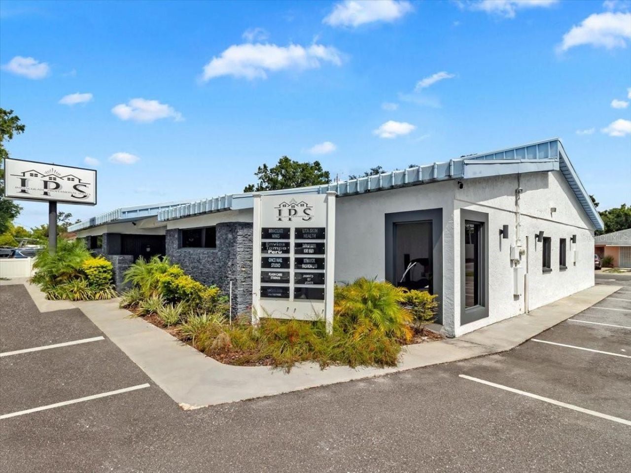 3811 W Sligh Avenue, Tampa, FL 33614 Photo