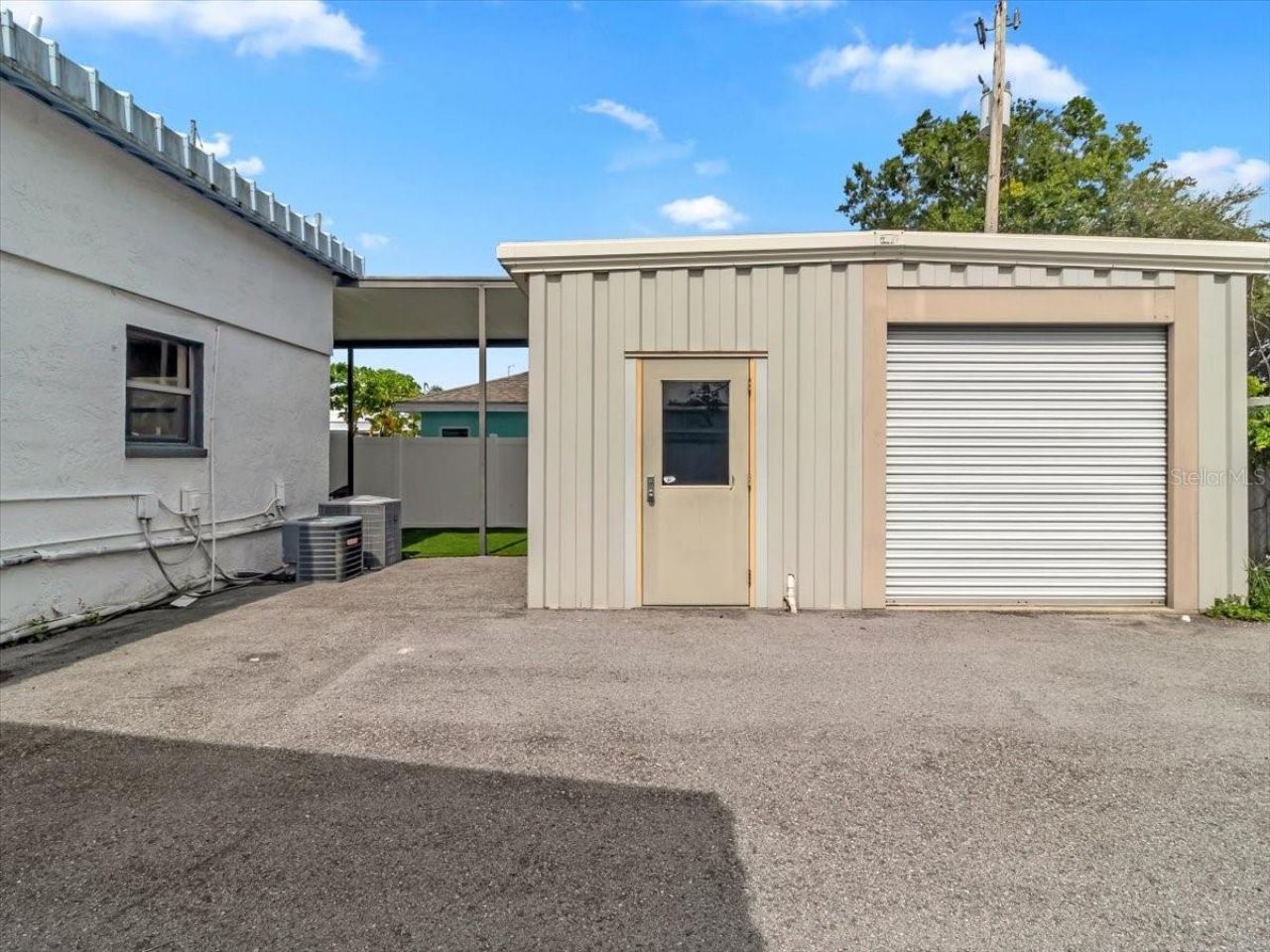 3811 W Sligh Avenue, Tampa, FL 33614 Photo