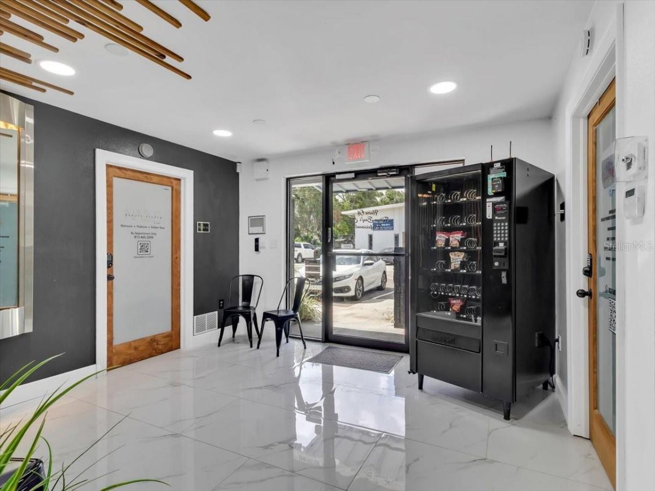 3811 W Sligh Avenue, Tampa, FL 33614 Photo