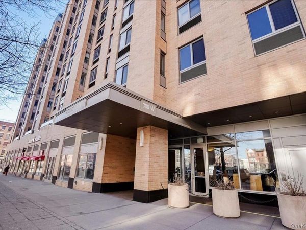 300 W 135th Street, Unit 9G, New York (Manhattan), NY 10030