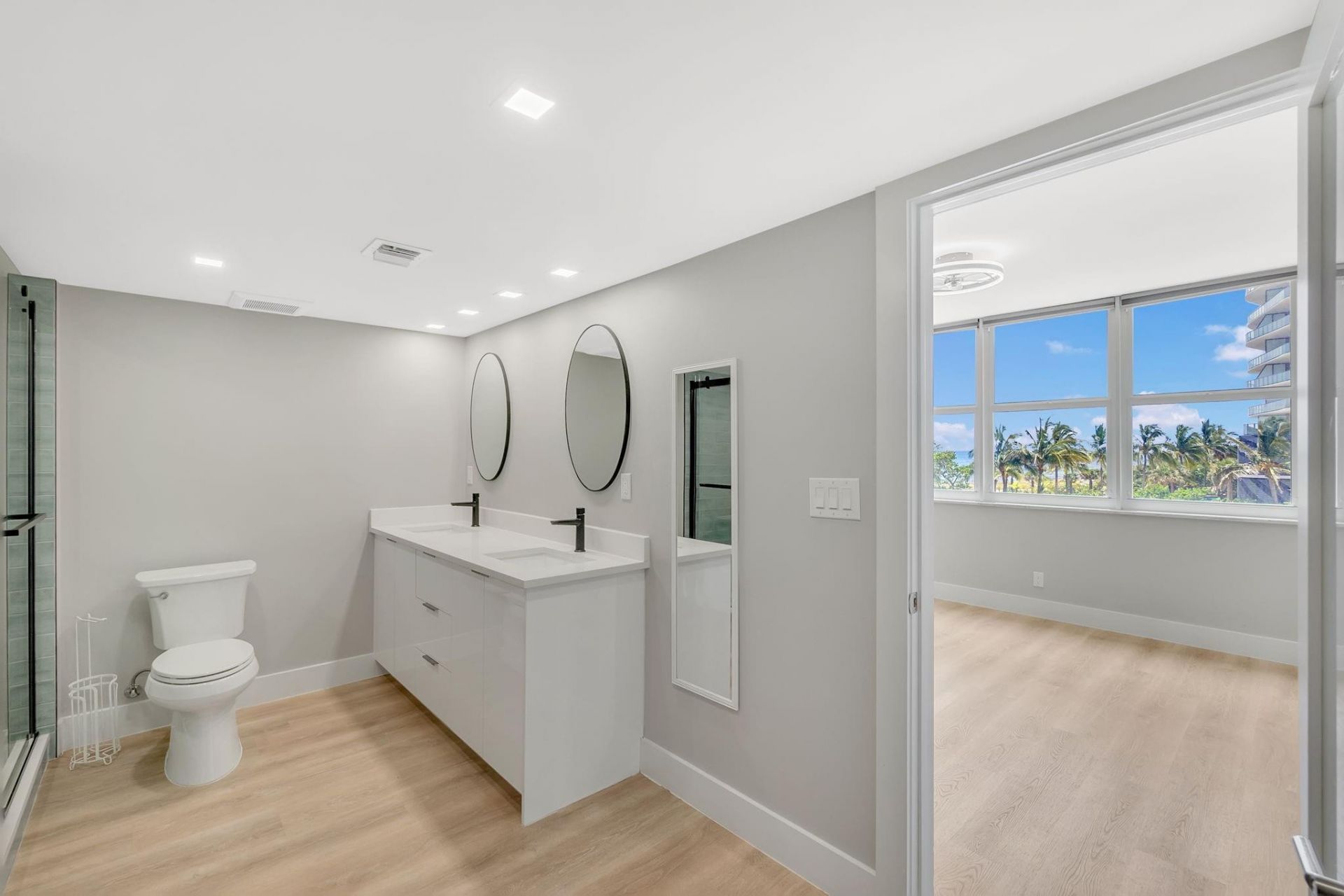 750 N Ocean Boulevard, Unit 404, Pompano Beach, FL 33062 Photo