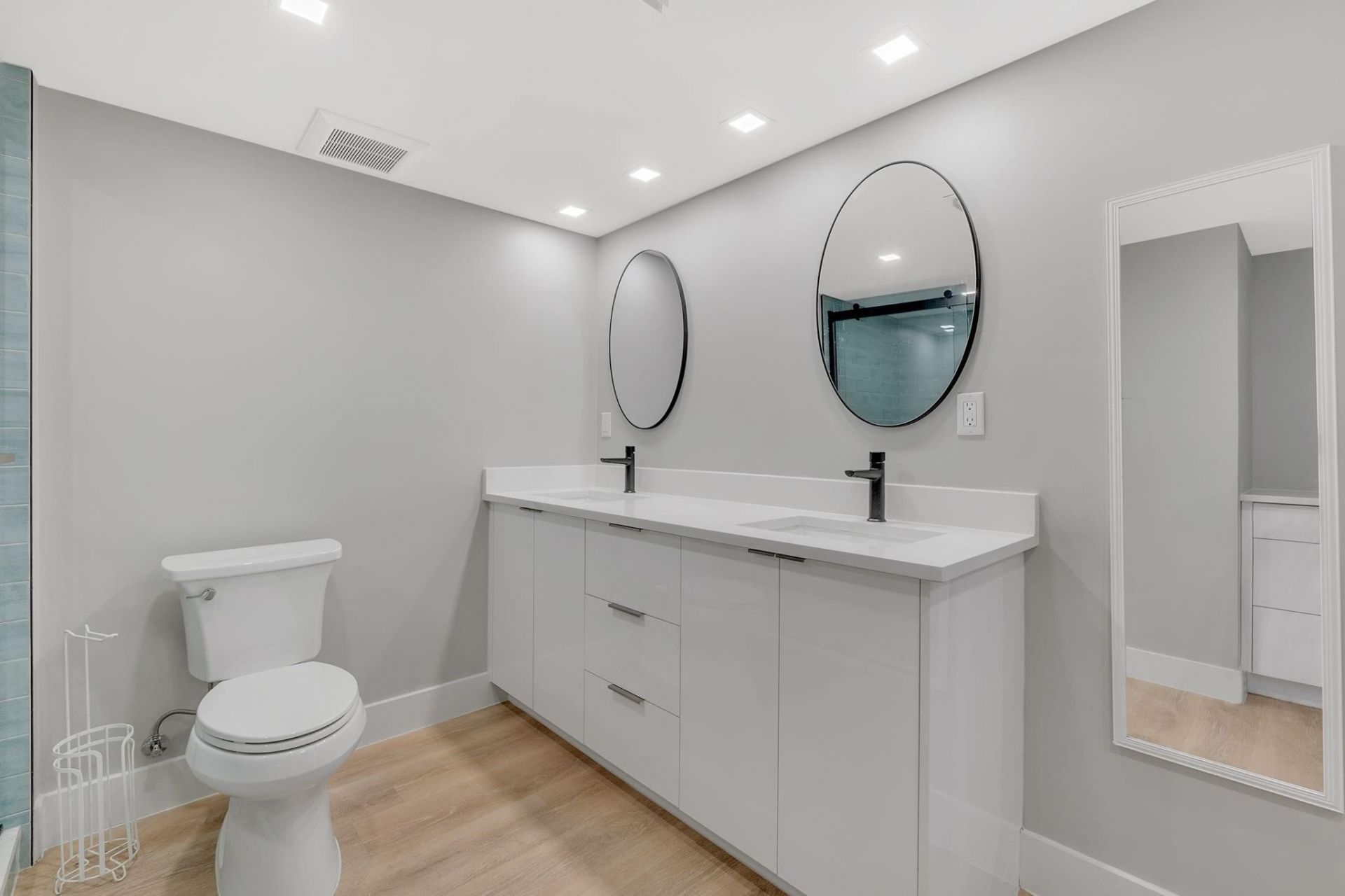 750 N Ocean Boulevard, Unit 404, Pompano Beach, FL 33062 Photo