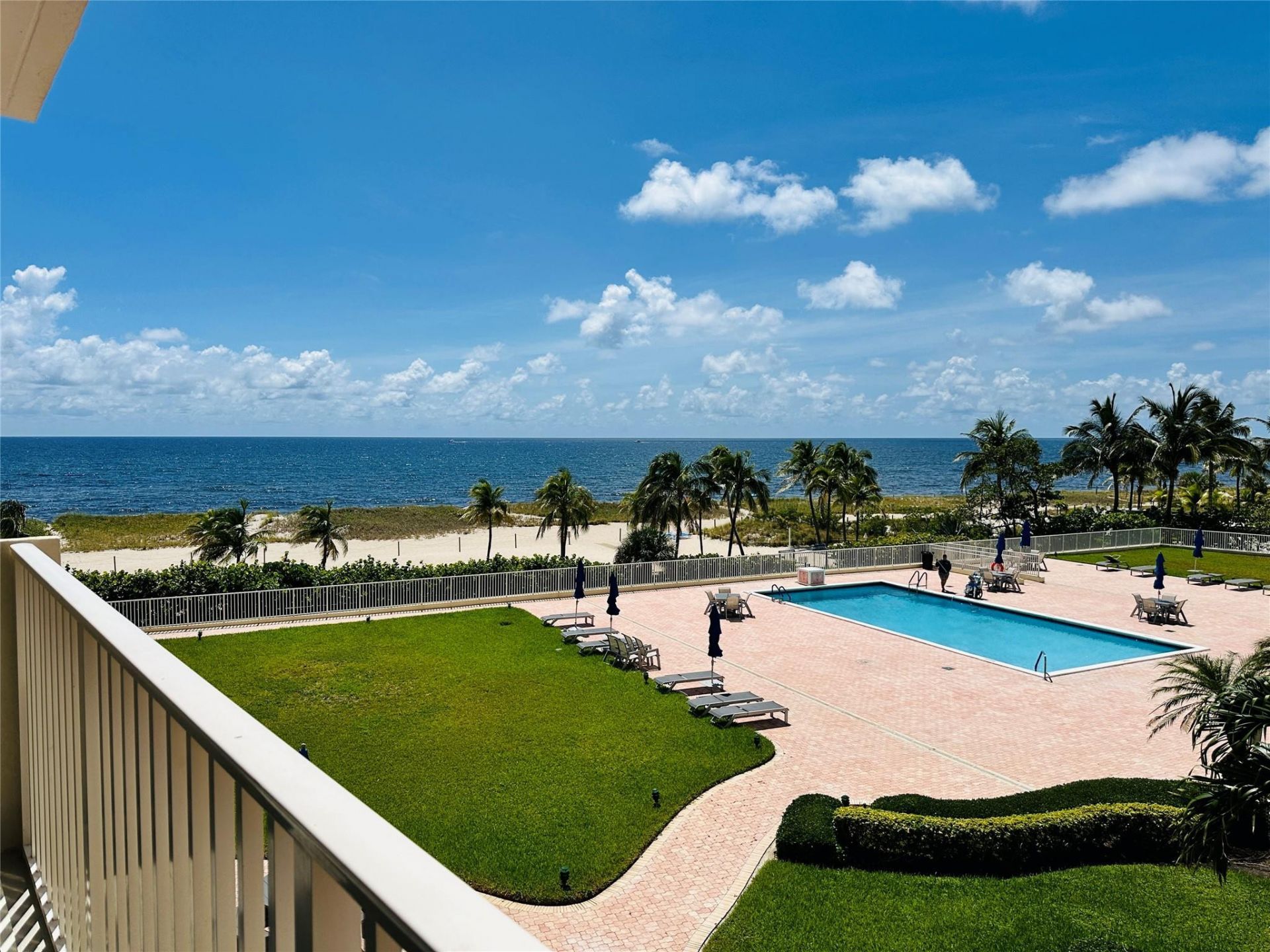 750 N Ocean Boulevard, Unit 404, Pompano Beach, FL 33062 Photo