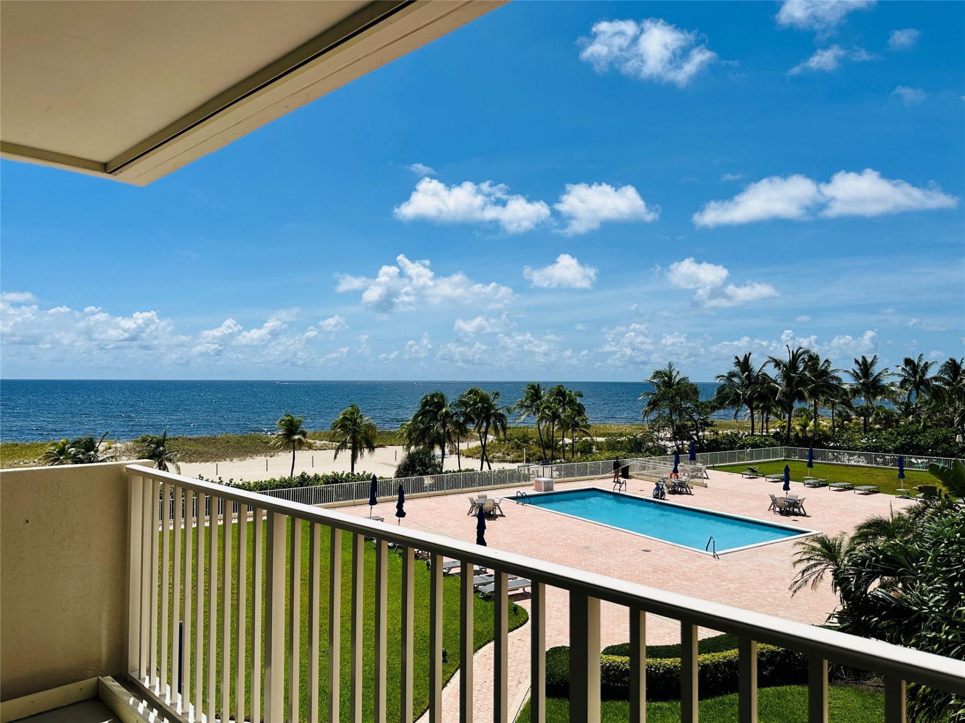 750 N Ocean Boulevard, Unit 404, Pompano Beach, FL 33062 Photo