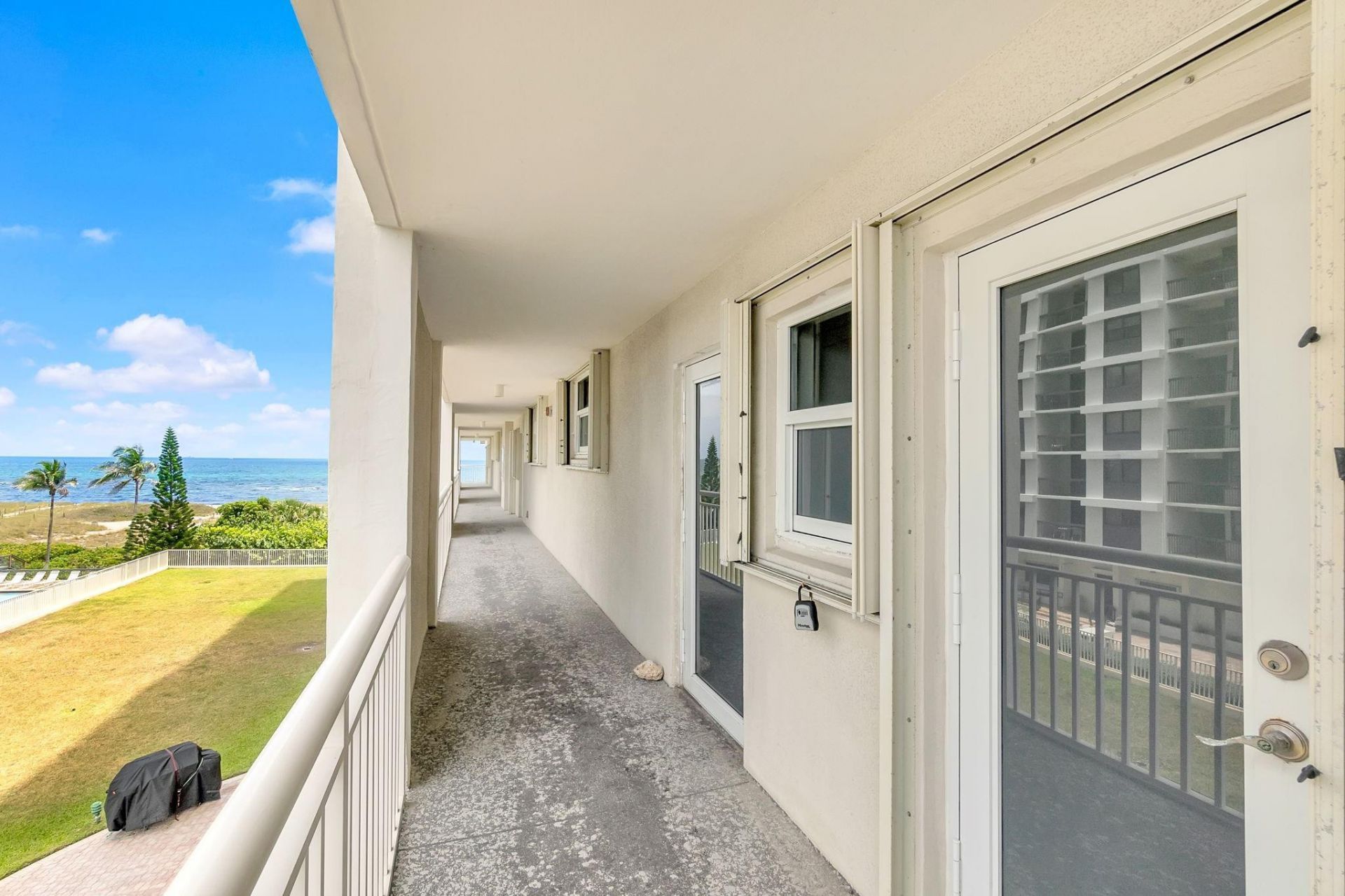 750 N Ocean Boulevard, Unit 404, Pompano Beach, FL 33062 Photo