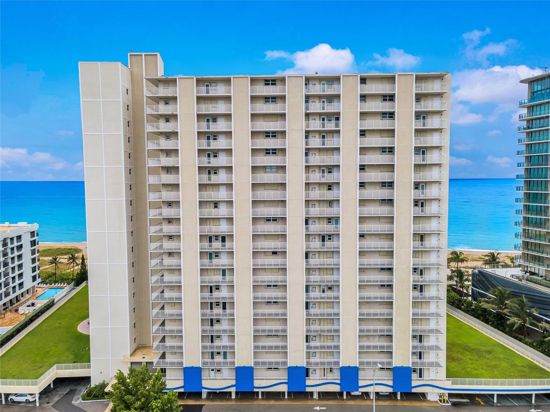 750 N Ocean Boulevard, Unit 404, Pompano Beach, FL 33062 Photo