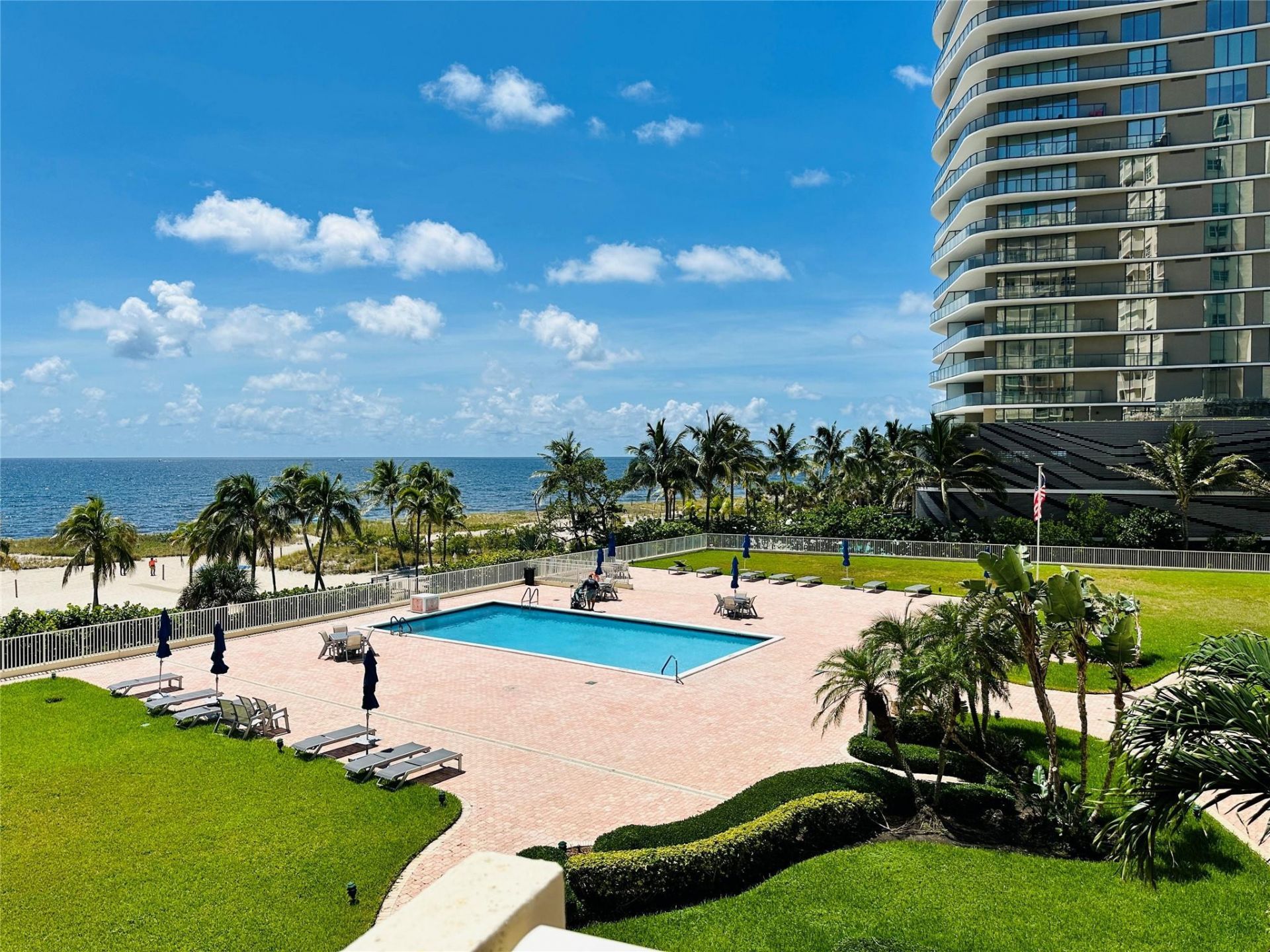 750 N Ocean Boulevard, Unit 404, Pompano Beach, FL 33062 Photo