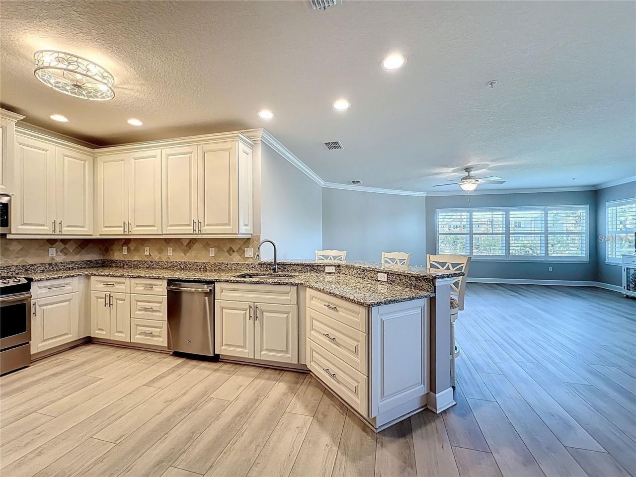 7810 34th Avenue W, Unit 103, Bradenton, FL 34209 Photo