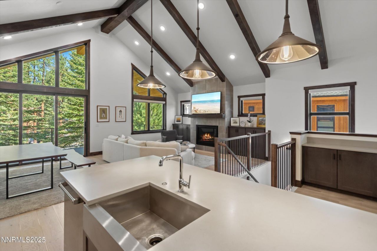 160 Sierra Colina Drive, Stateline, NV 89449 Photo