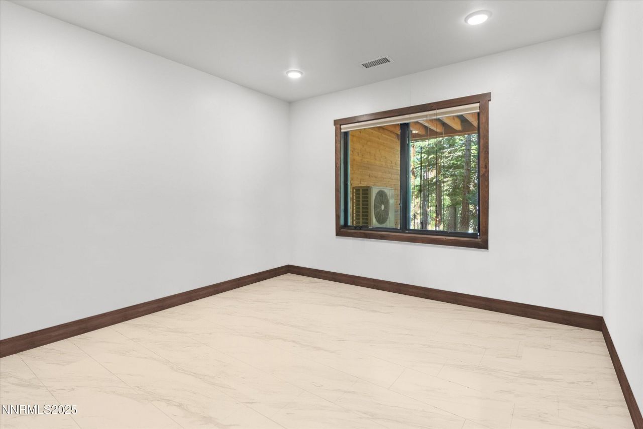 160 Sierra Colina Drive, Stateline, NV 89449 Photo