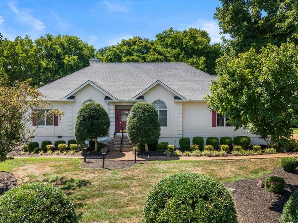 108 Tahlequah Lane, Loudon, TN 37774